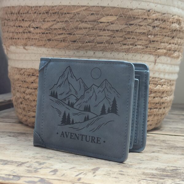 Portefeuille Aventure en cuir PU gravé laser - DECOMOVE